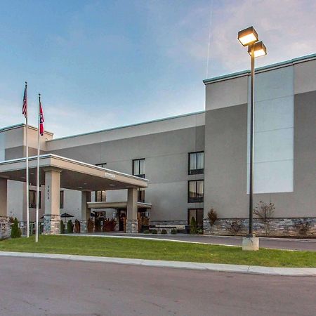 Quality Suites Nashville Airport Екстер'єр фото