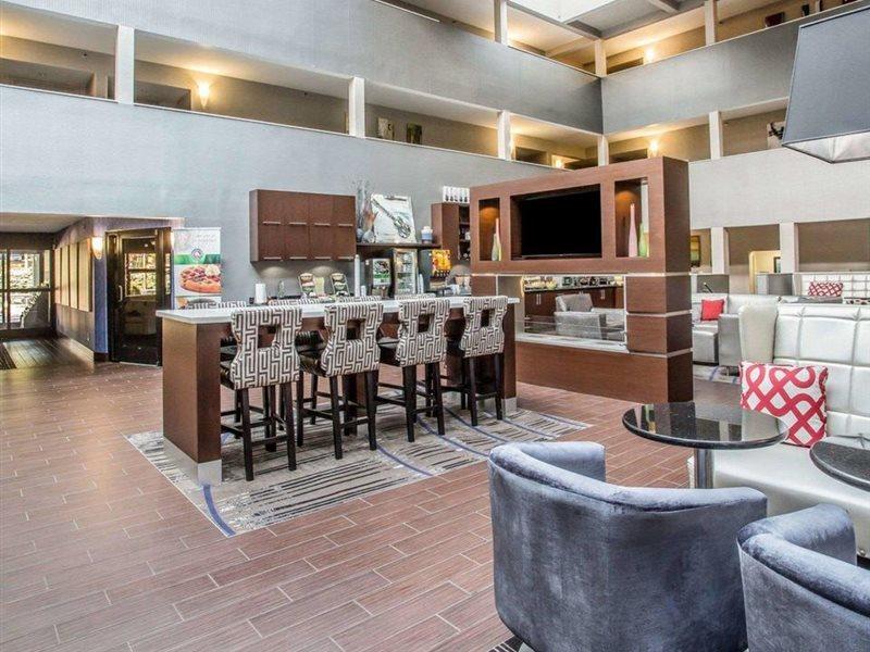 Quality Suites Nashville Airport Екстер'єр фото