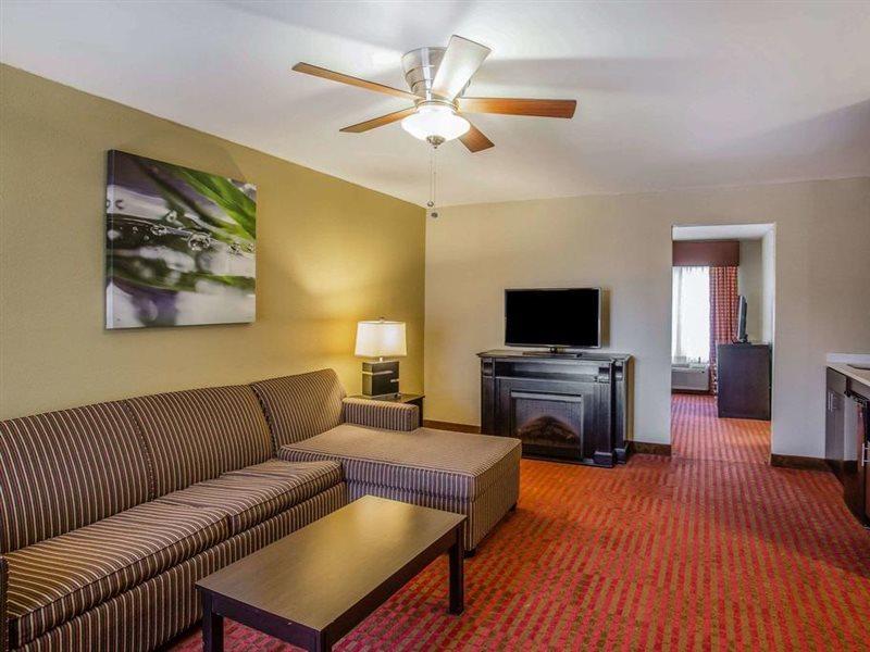 Quality Suites Nashville Airport Екстер'єр фото