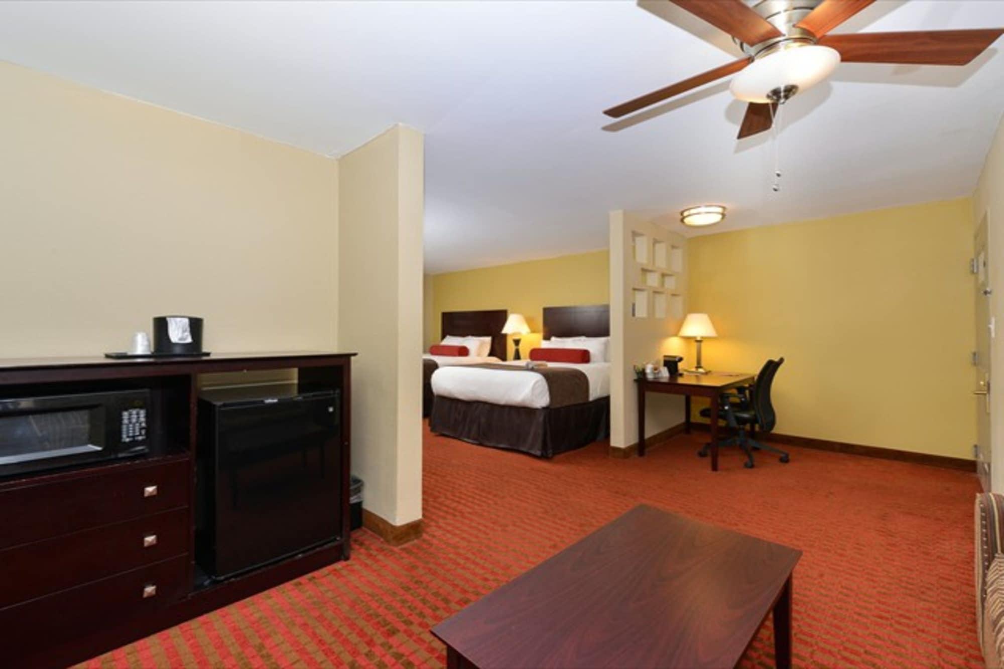 Quality Suites Nashville Airport Екстер'єр фото