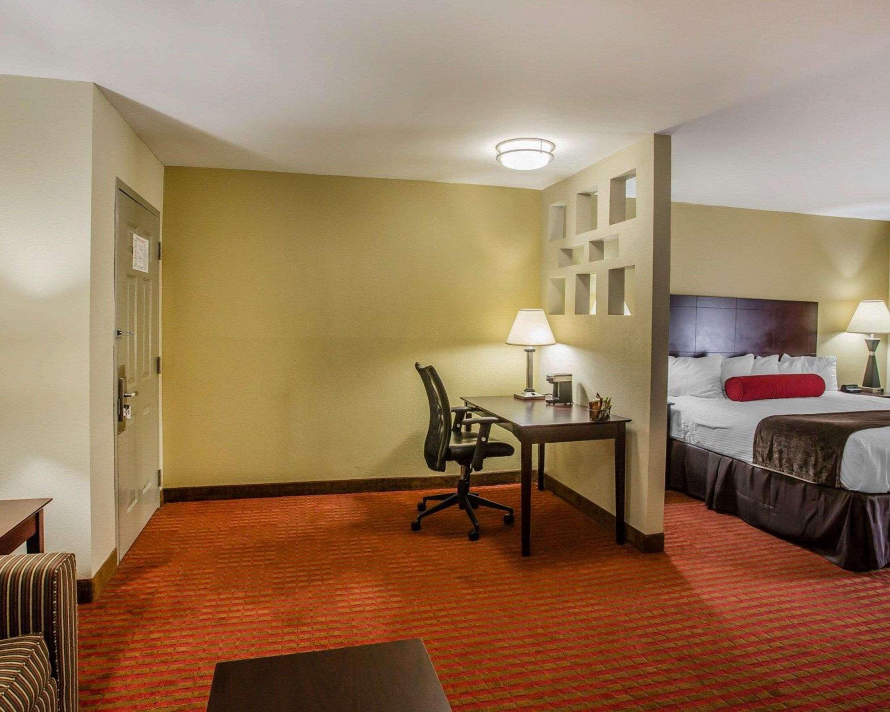 Quality Suites Nashville Airport Екстер'єр фото