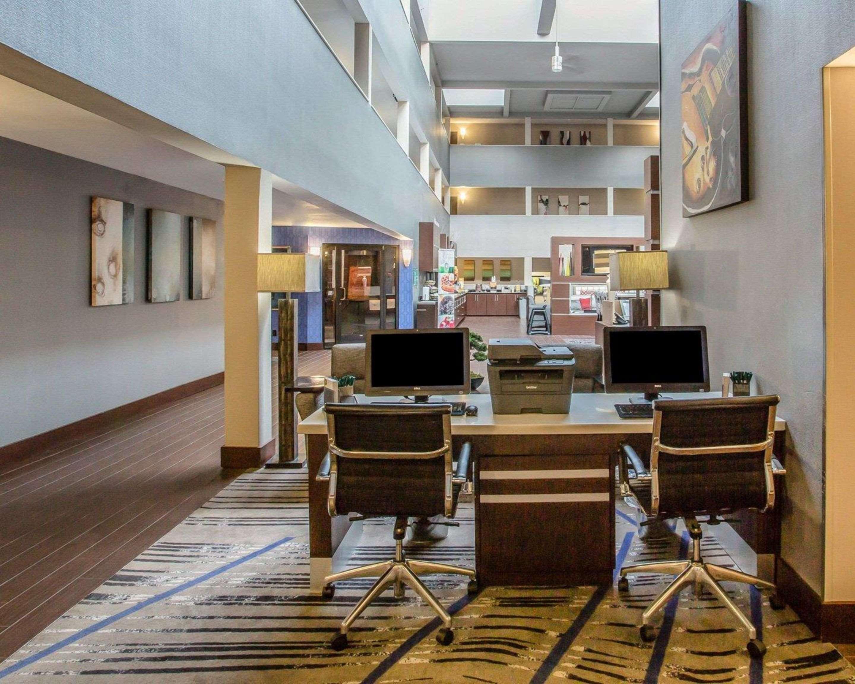 Quality Suites Nashville Airport Екстер'єр фото