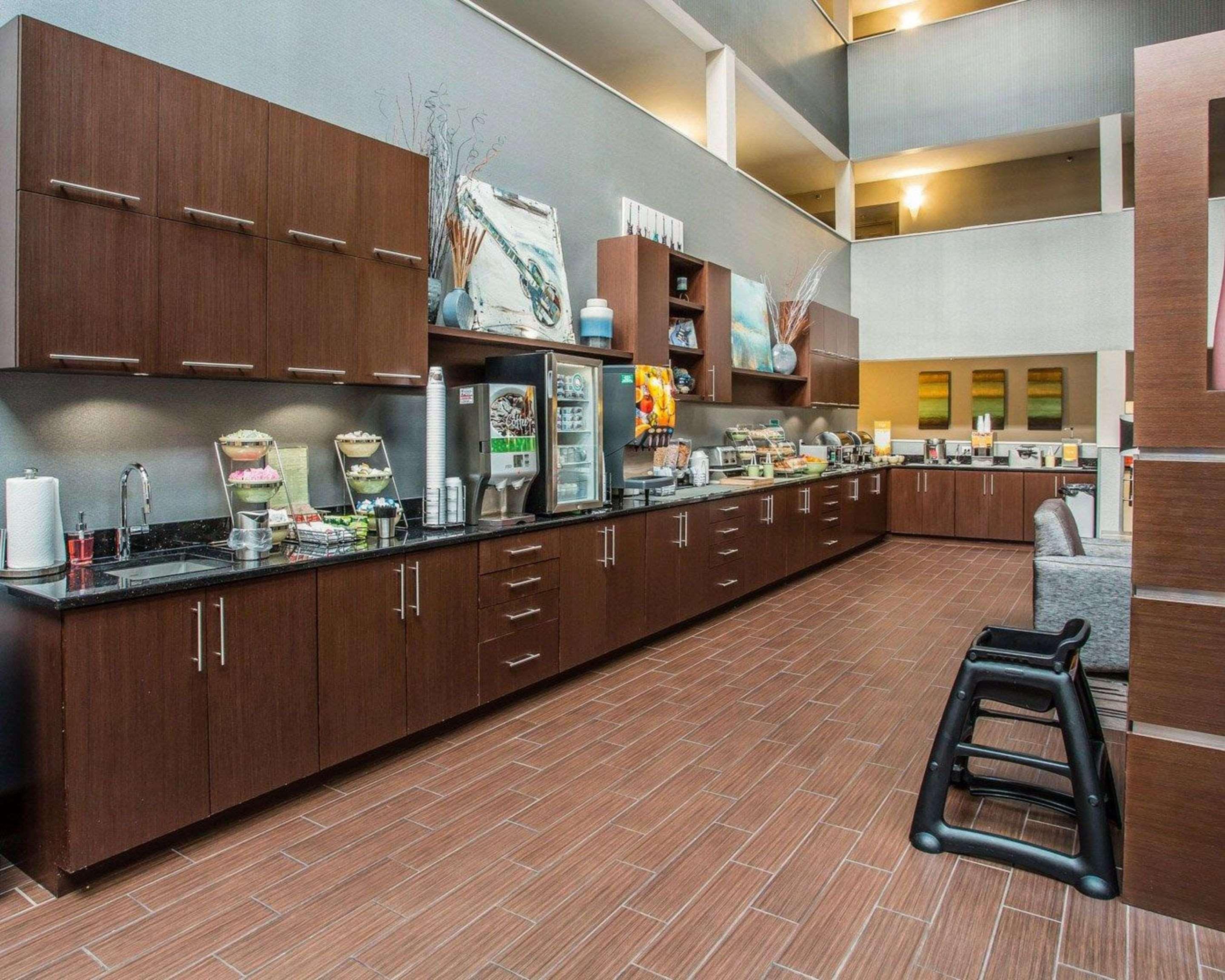 Quality Suites Nashville Airport Екстер'єр фото