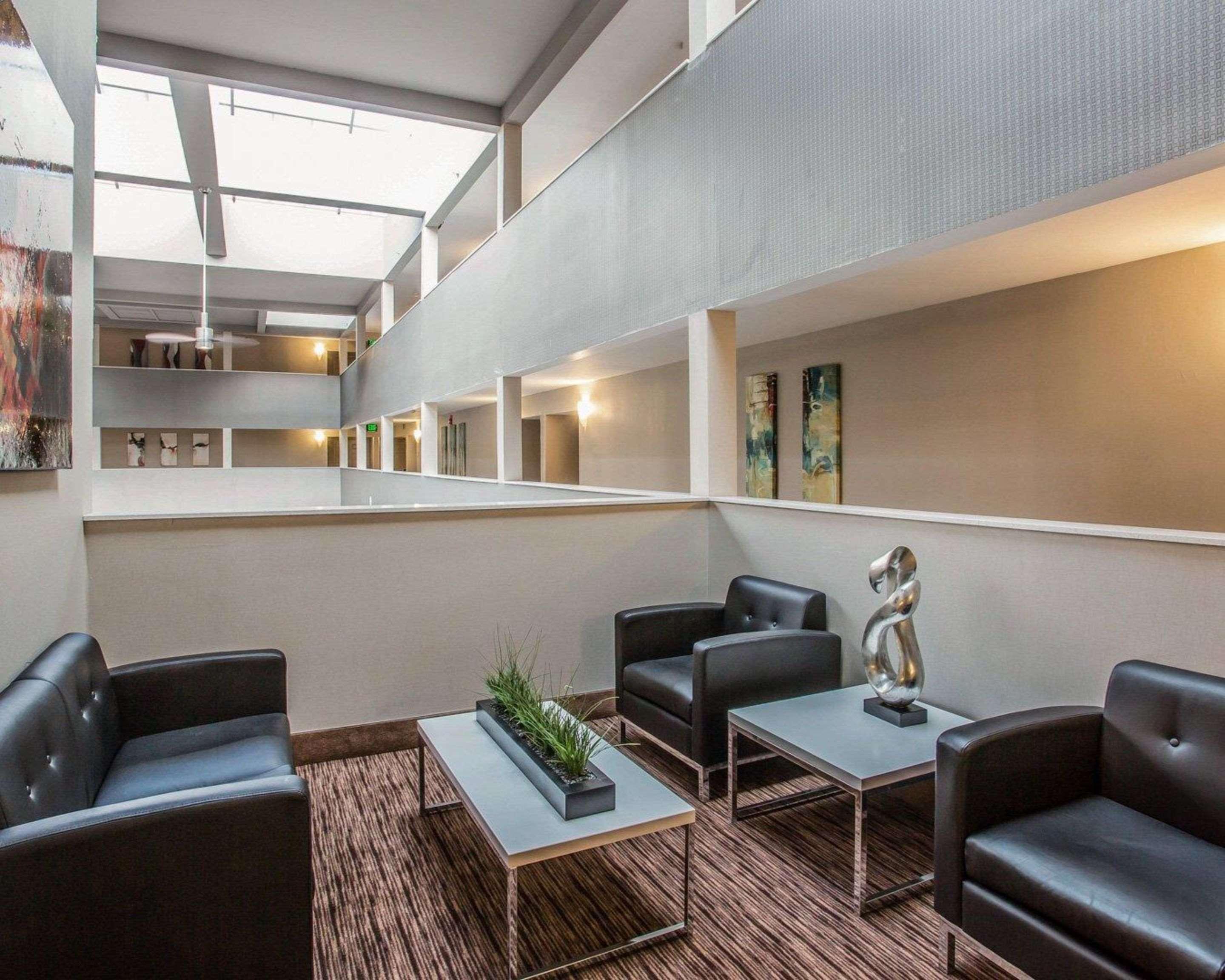 Quality Suites Nashville Airport Екстер'єр фото