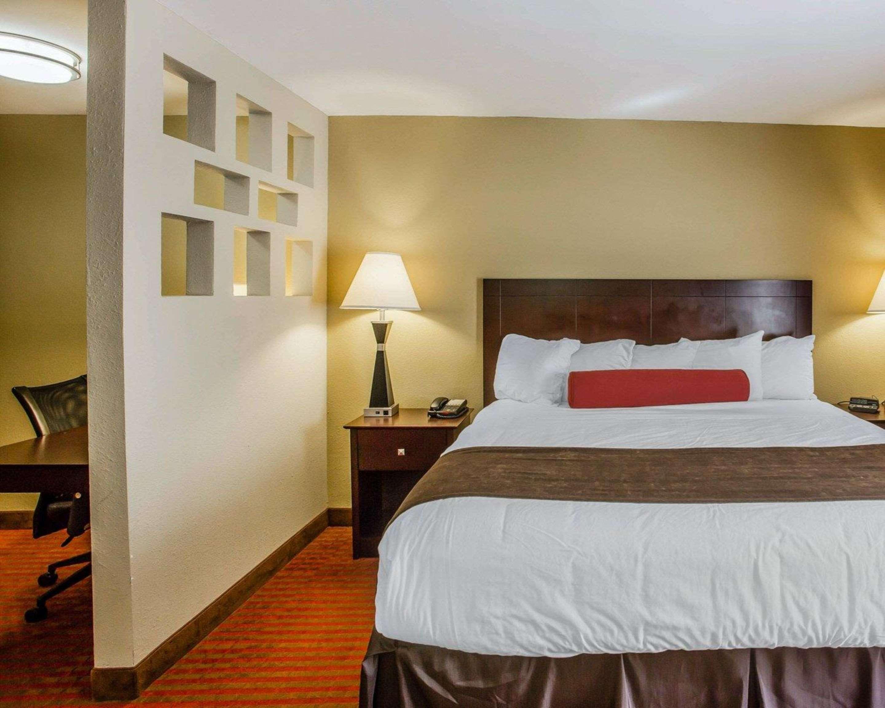 Quality Suites Nashville Airport Екстер'єр фото