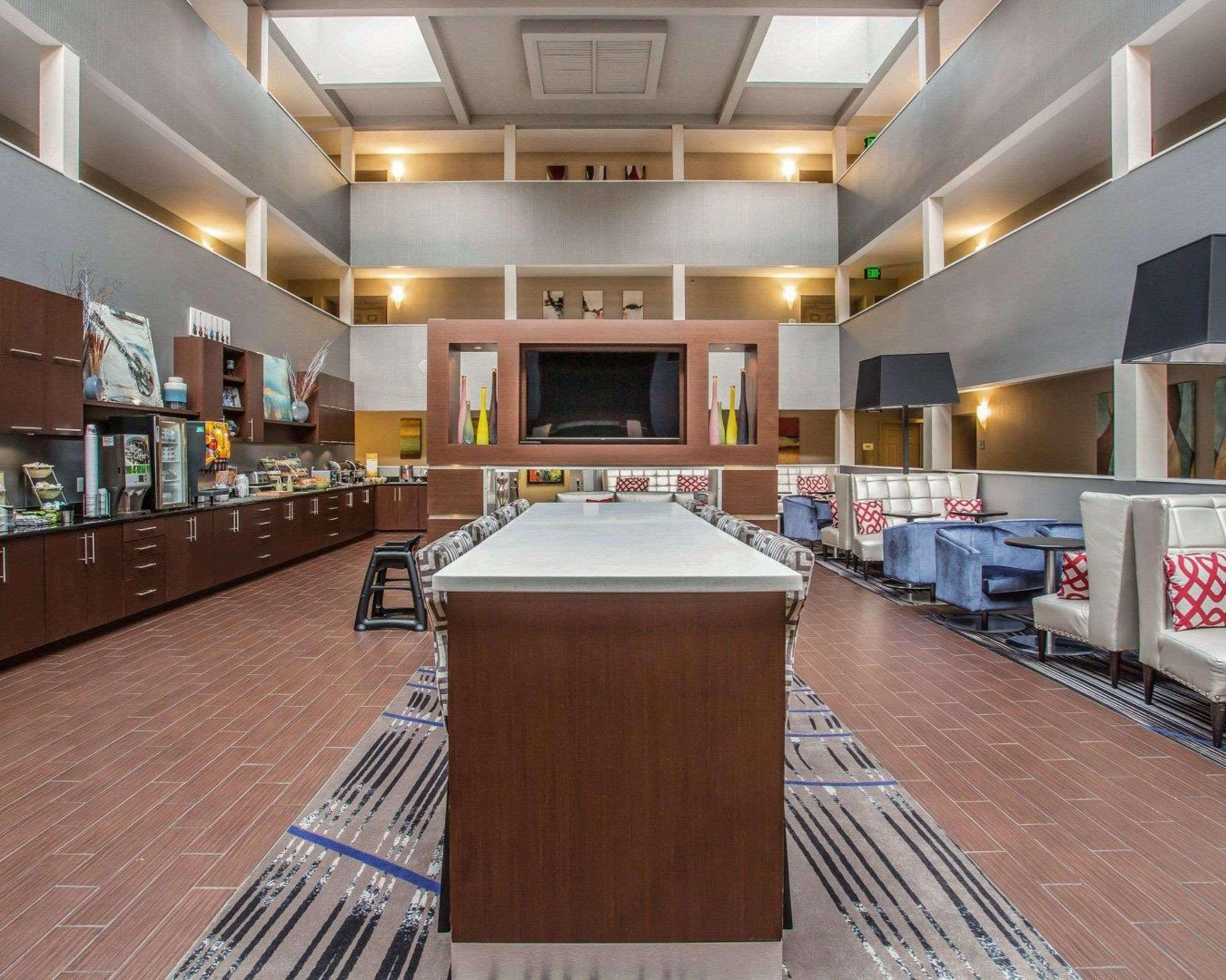 Quality Suites Nashville Airport Екстер'єр фото