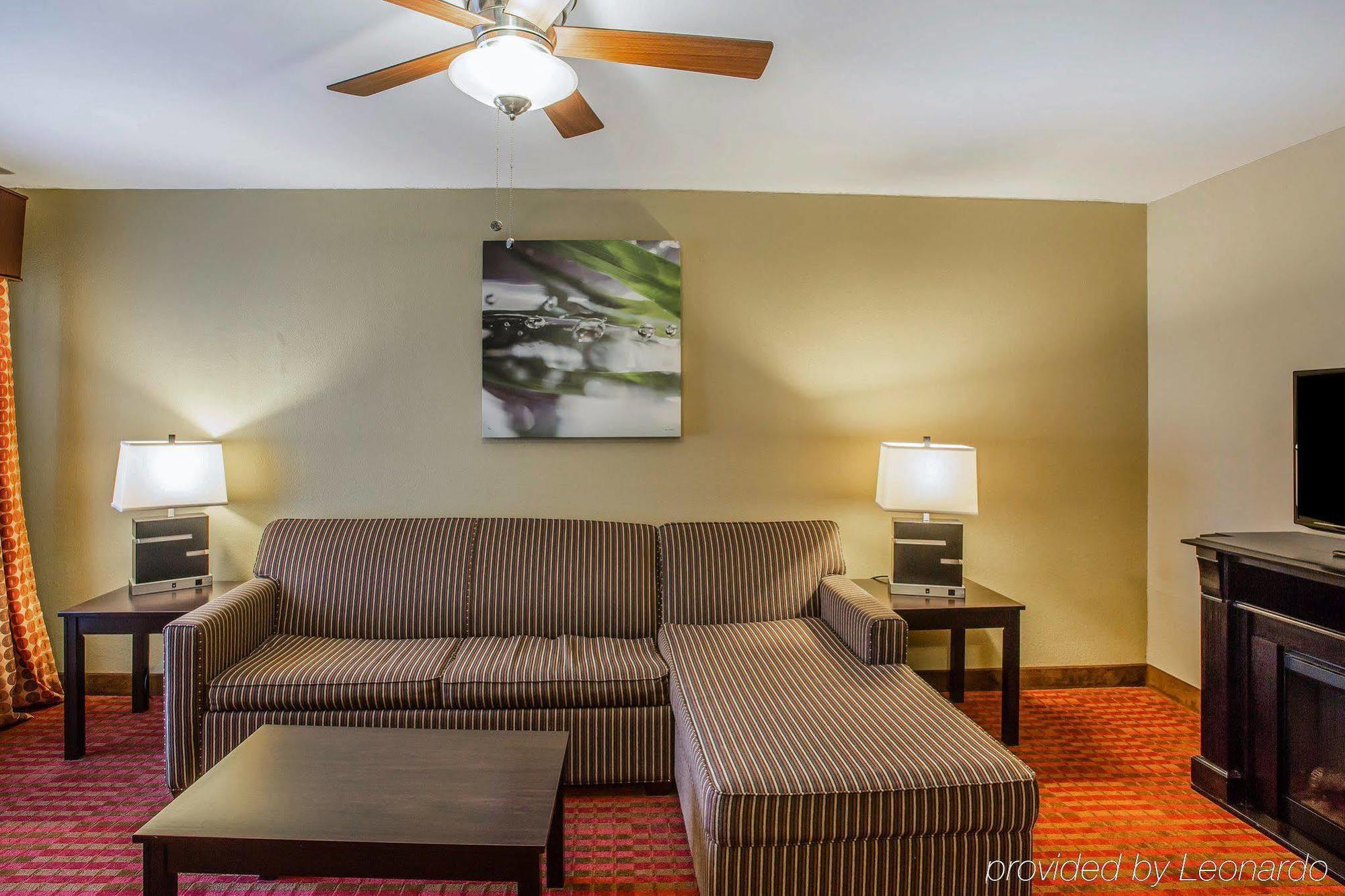 Quality Suites Nashville Airport Екстер'єр фото