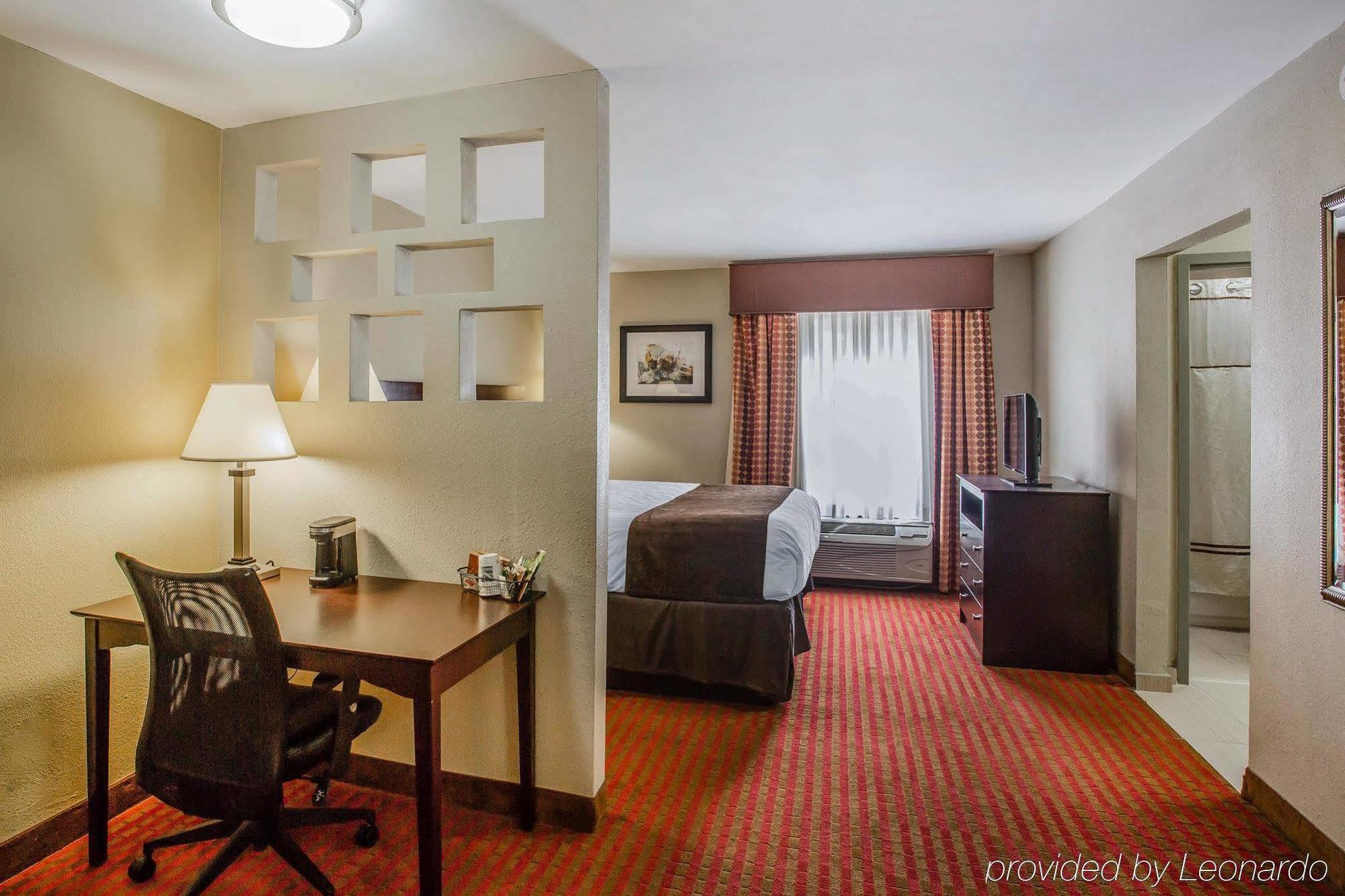 Quality Suites Nashville Airport Екстер'єр фото